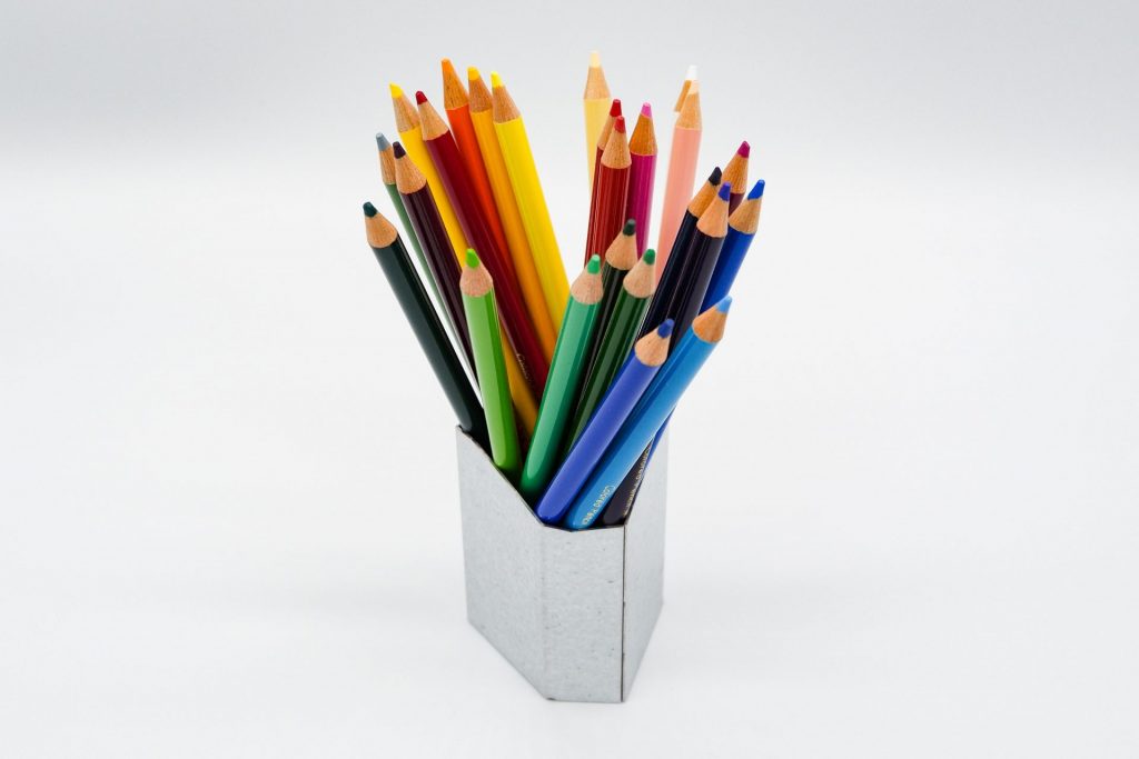 モンペン立て　色鉛筆24本２